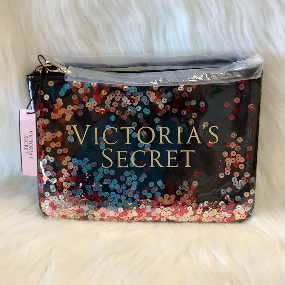 🖤Victoria’s Secret🩷 floating sequence clutch bag